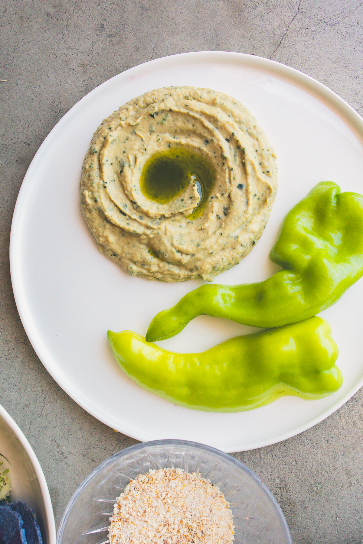 Herb-Infused Hummus- A Plant-Based Approach to Gut Health-0925