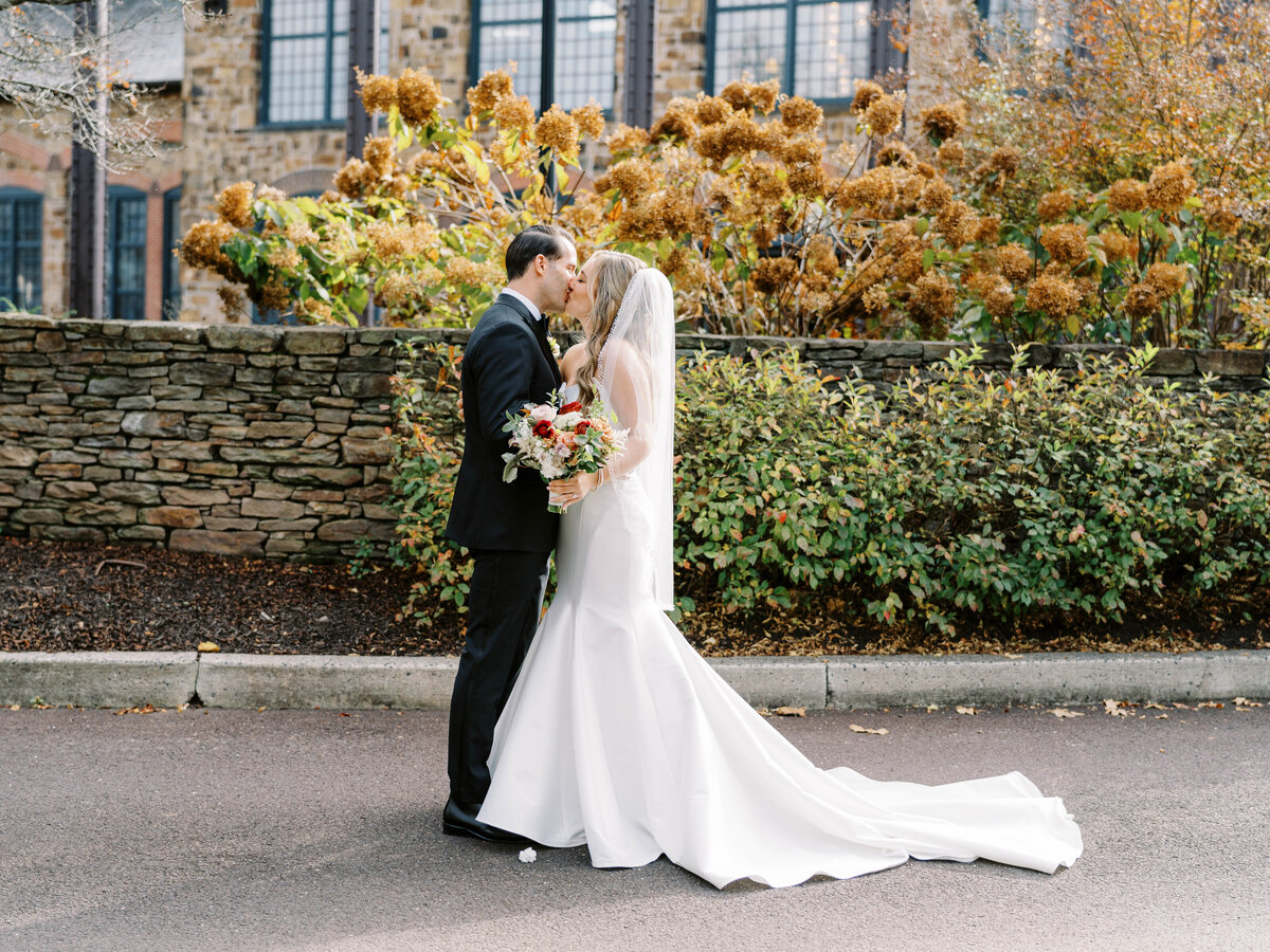 Phoenixville-Foundry-Romantic-Fall-Wedding-Photographer-Bride-Groom-Photos24