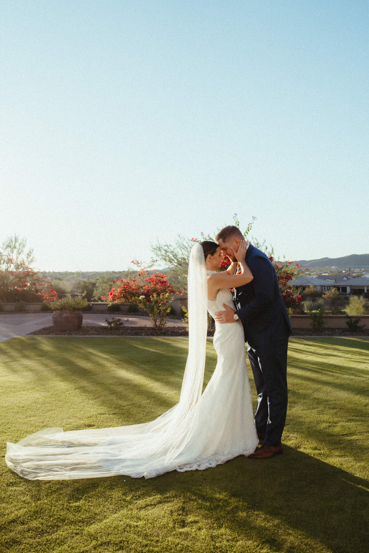 Sarah & Steven Wedding Sneak Peeks-99