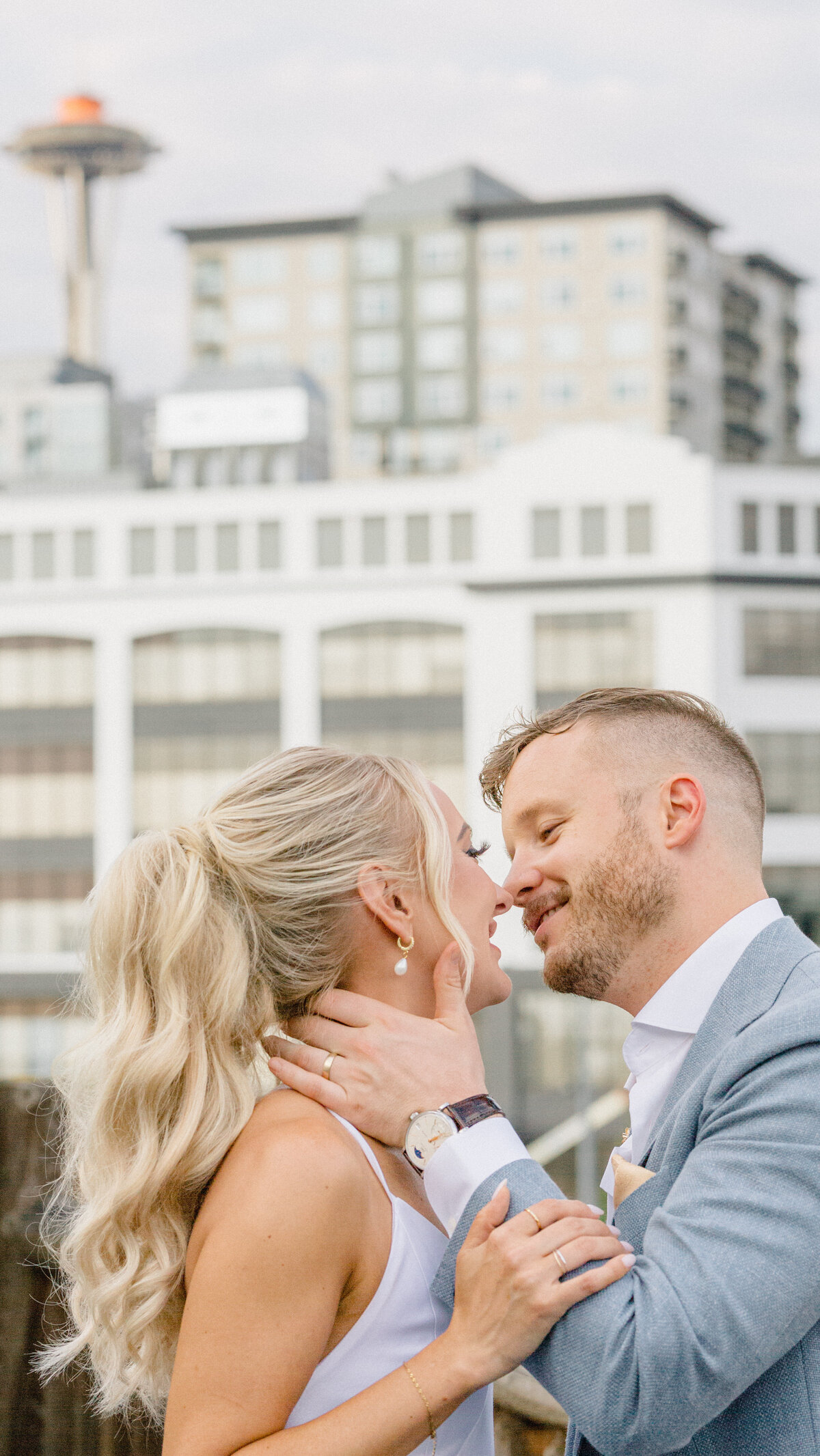 A Glamorous Wedding At The Edgewater Hotel With Pops Of Champagne, Pearls, And Nostalgia-Seattle Bride Real Wedding Submission By Something Minted-13