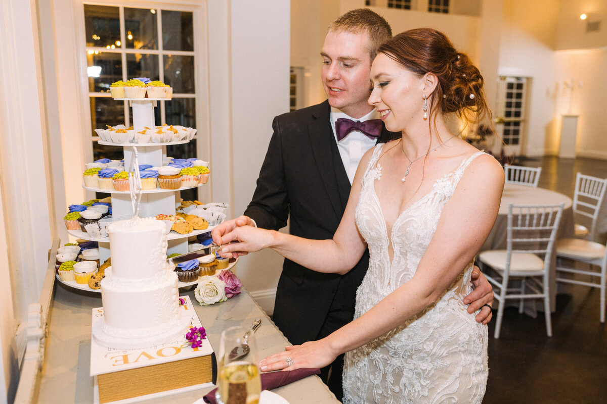 1104 WED Simon 09-14-23