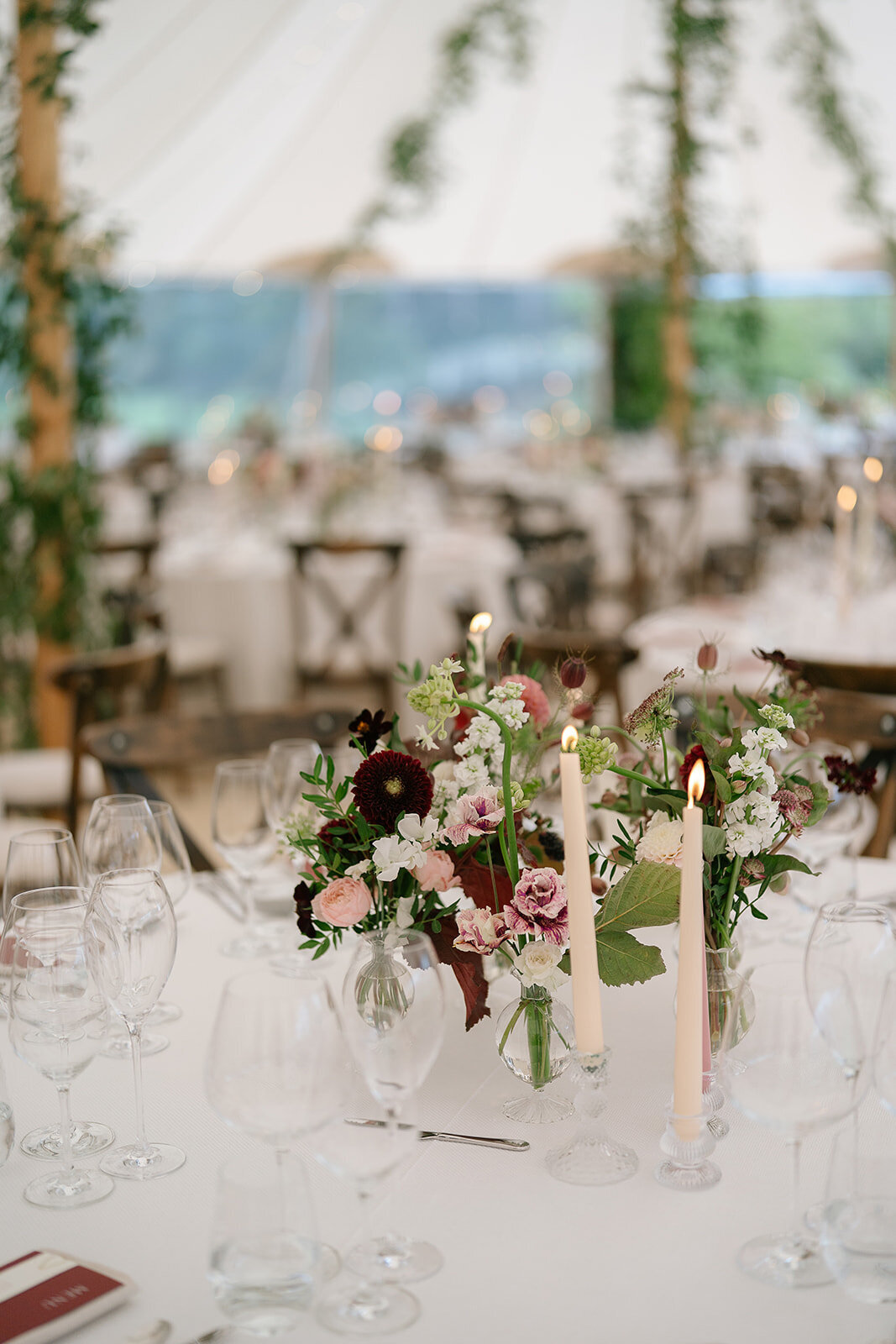 A&J-822_Wizz & Wild Wedding Florals