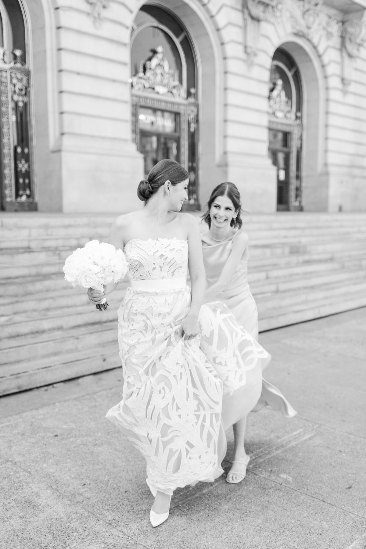 SF City Hall Wedding Oscar de la Renta Dress-7
