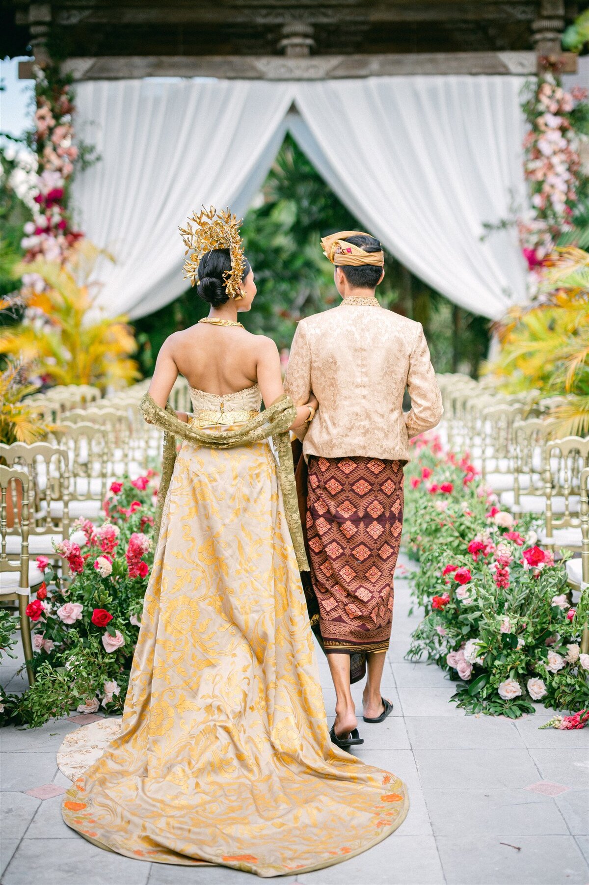 studio-dukesa-amy-huang-fine-art-destination-wedding-film-photography-showit-design-partner-56