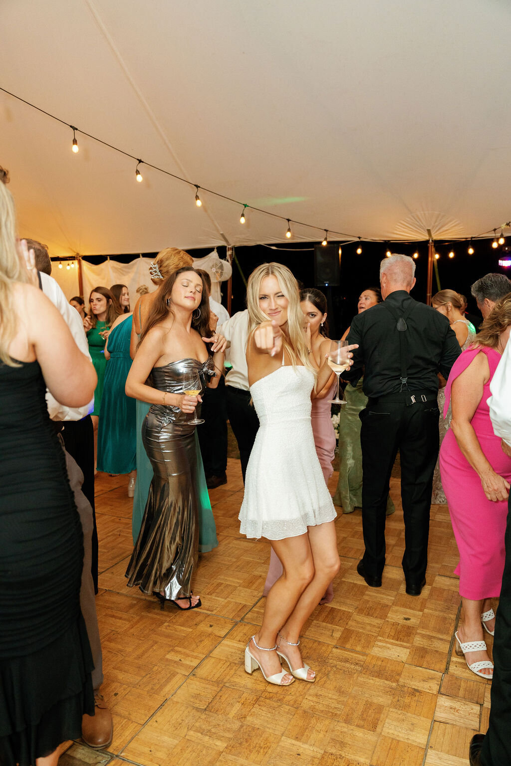 Hannah&Andrew_GallisonHallWedding_SneakPeek-155