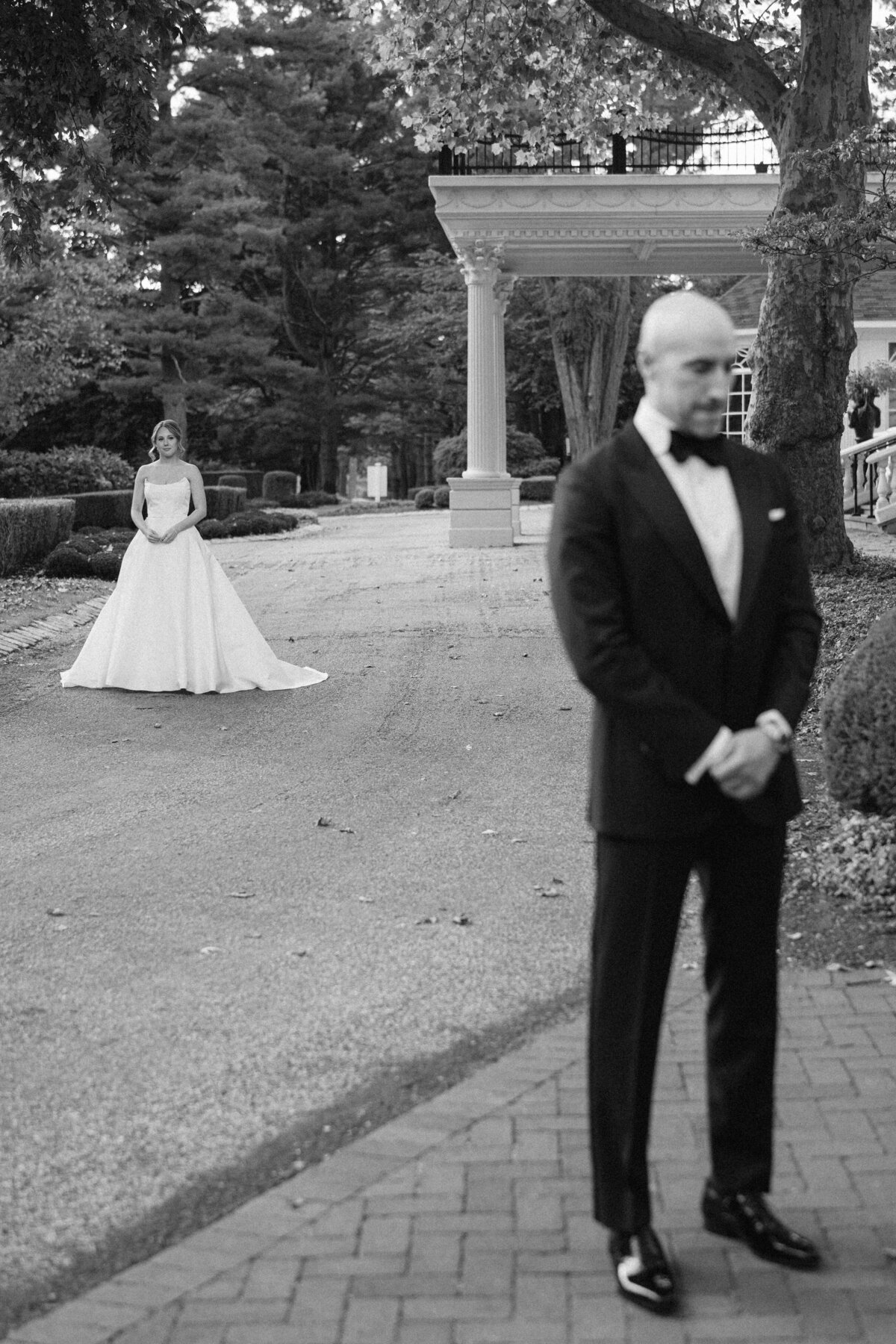 Grace & Ardor Co. East Coast Wedding Engagement Photography Pennsylvania New York City New Jersey Philadelphia Timeless Bold Art Direction Editorial Erin McGeever Ashford Estate Fall-19