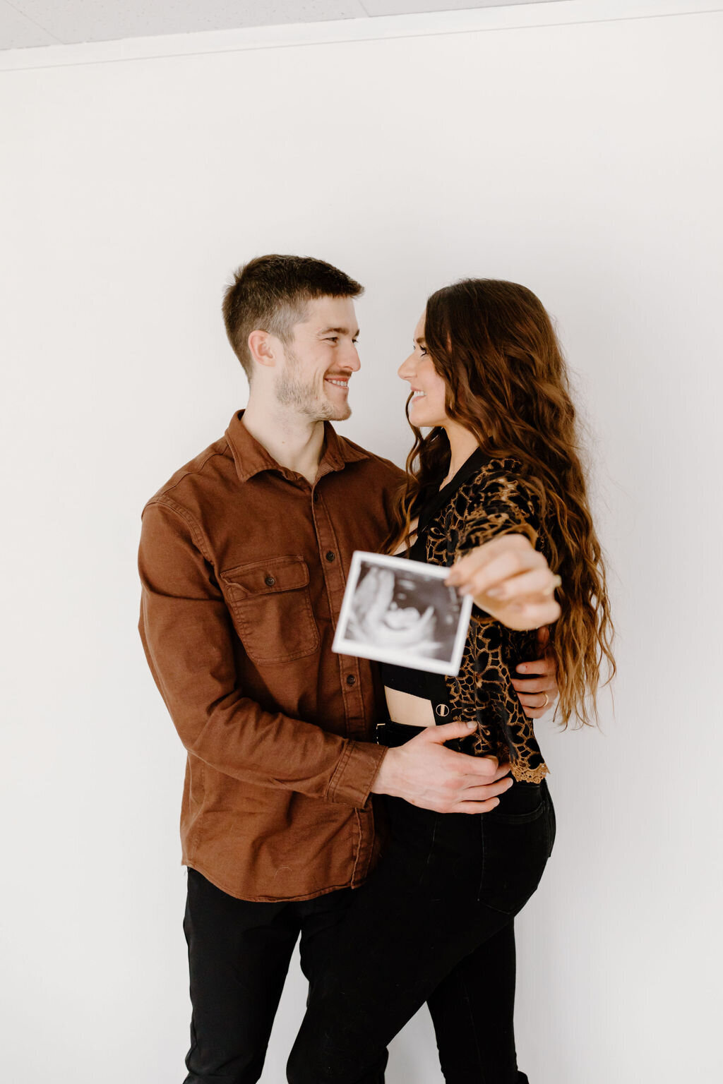 christina_ney_photography_wedding_engagement_lifestyle_photographer_dubuque_iowa_wedding_planning_assistance_adventurous_bold_laidback Family Photography48
