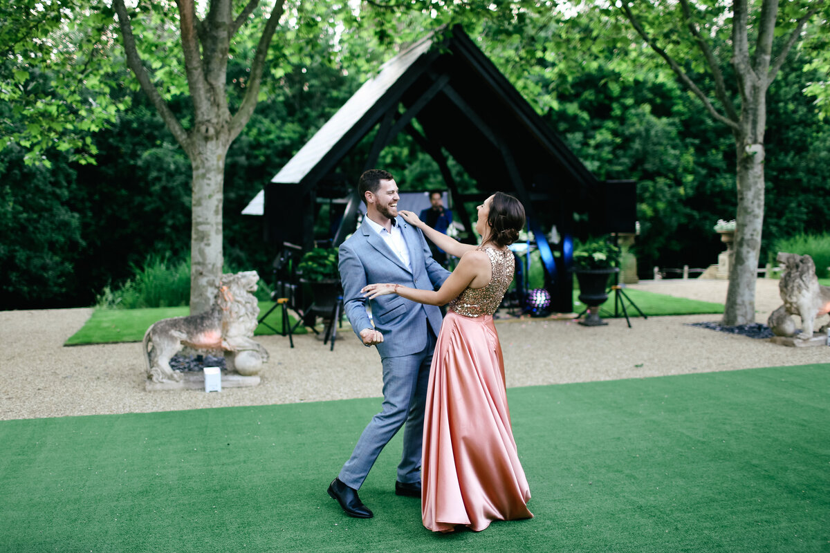 luxury-wedding-bury-court-barn-surrey-leslie-choucard-photography-113