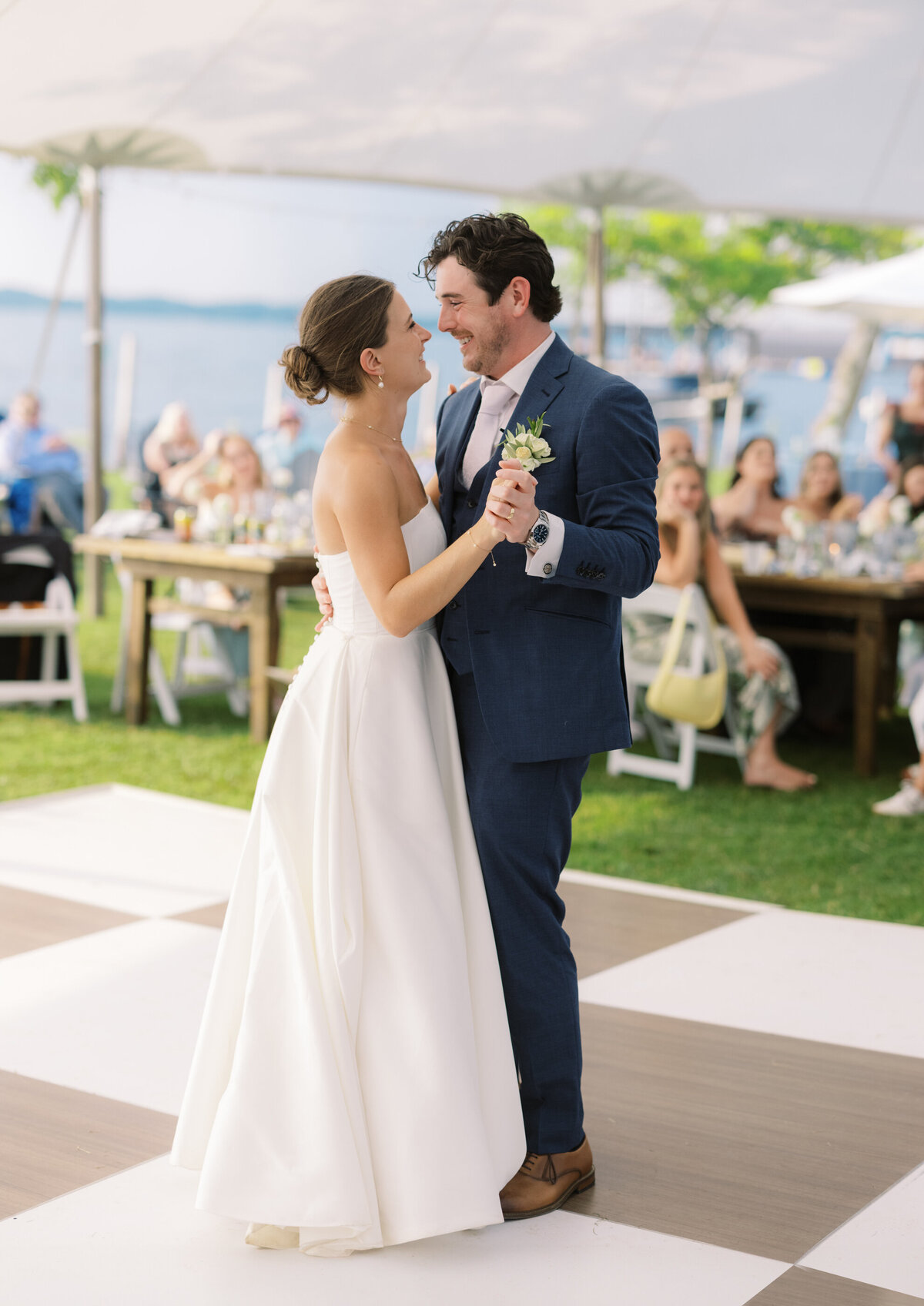 Minnetonka Yacht Club wedding photographer Tom Thornton Photography-39