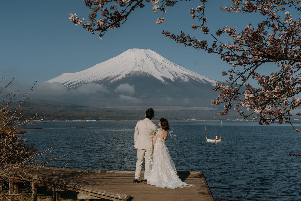 Brie and Bowen_Japan Elopement Tokyo Mt Fuji_21.APR.2025_mariahariannaphoto-0483
