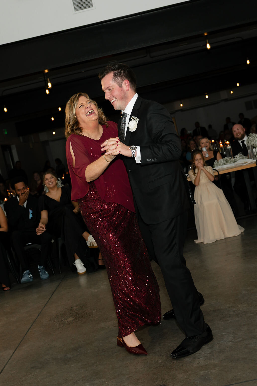 Cambridge, Minnesota Wedding Photo57