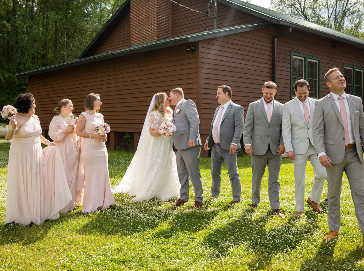 Gatlinburg-Wedding-Photographer-Amanda-Richardson-Photography.jpg