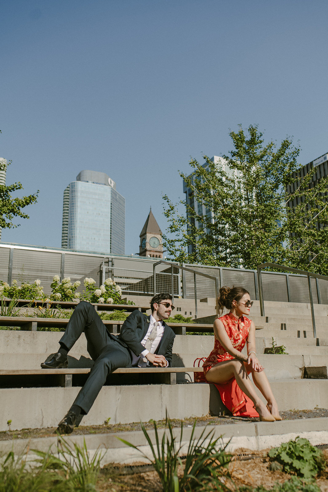 toronto-city-elopement-city-hall-ttc-subway-sugar-beach-fun-romantic-sumer-wedding-2783