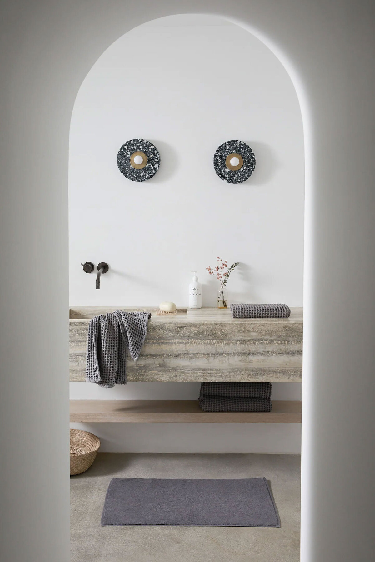 le-chacuel-airbnb-bathroom-1
