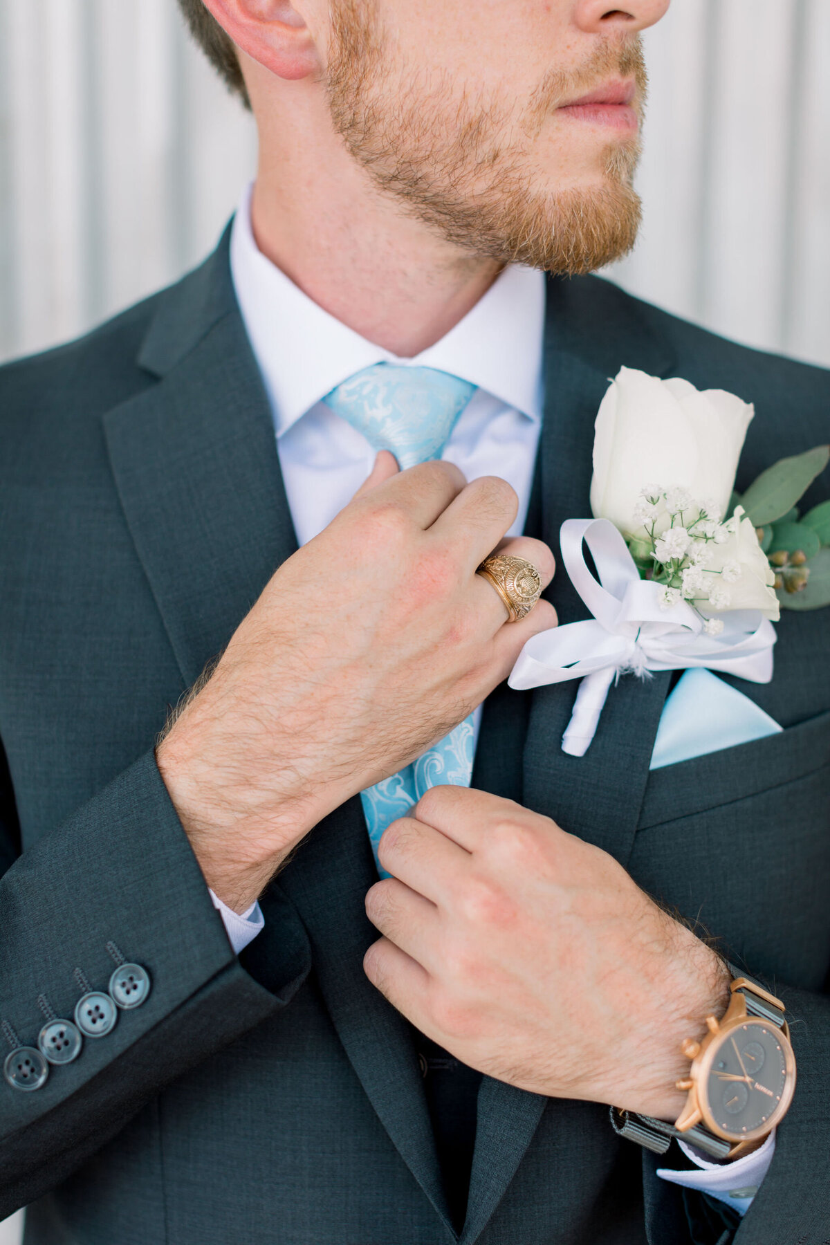 summer-rustic-blue-gin-wedding-1