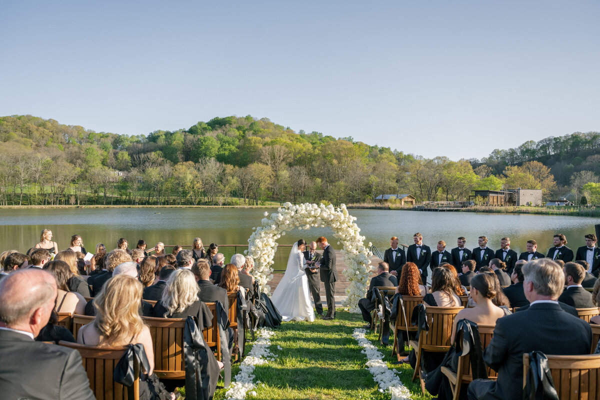 17 Classic black tie Southall Farm & Inn wedding_Fete Nashville Luxury Weddings