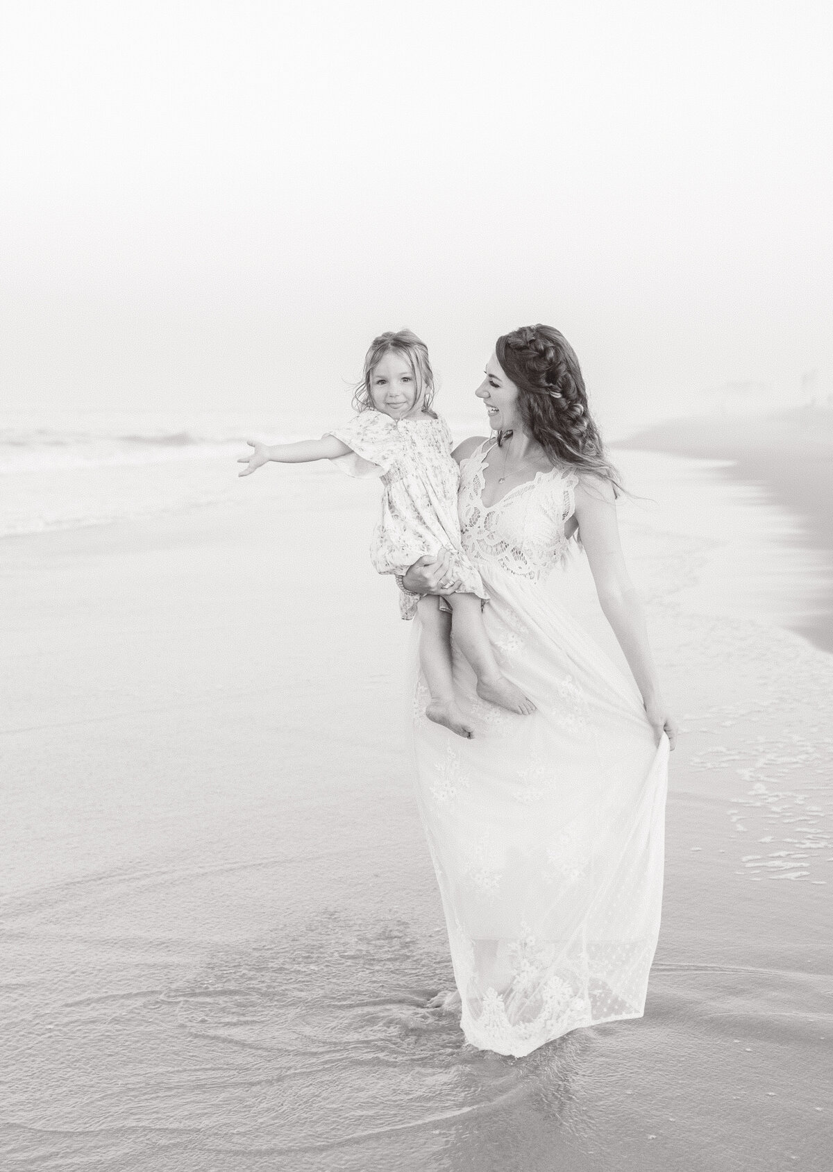 mom-and-daughter-family-photos-on-the-beach-virginia-beach-family-photography