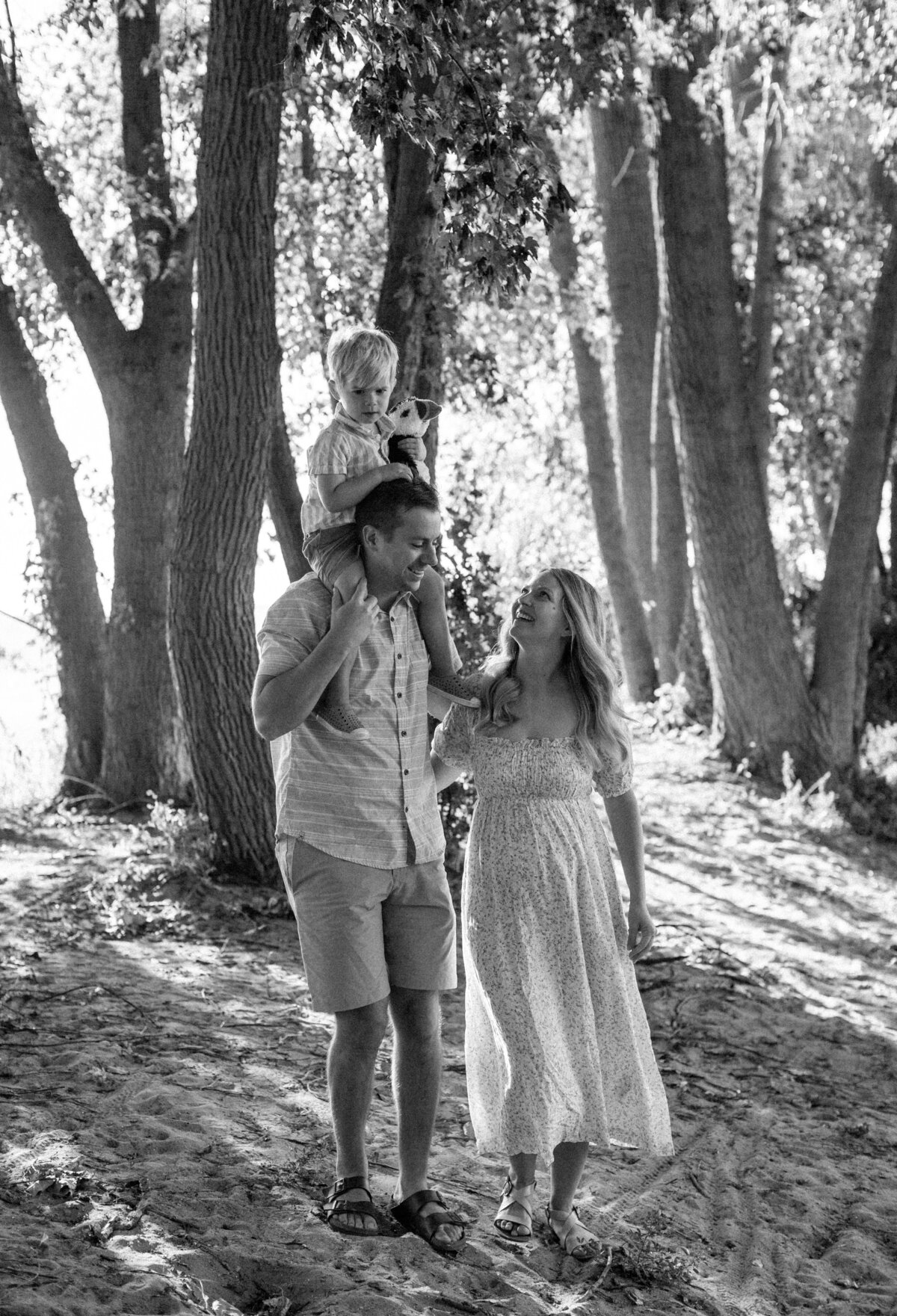 kingsville-lakeside-park-family-session0010