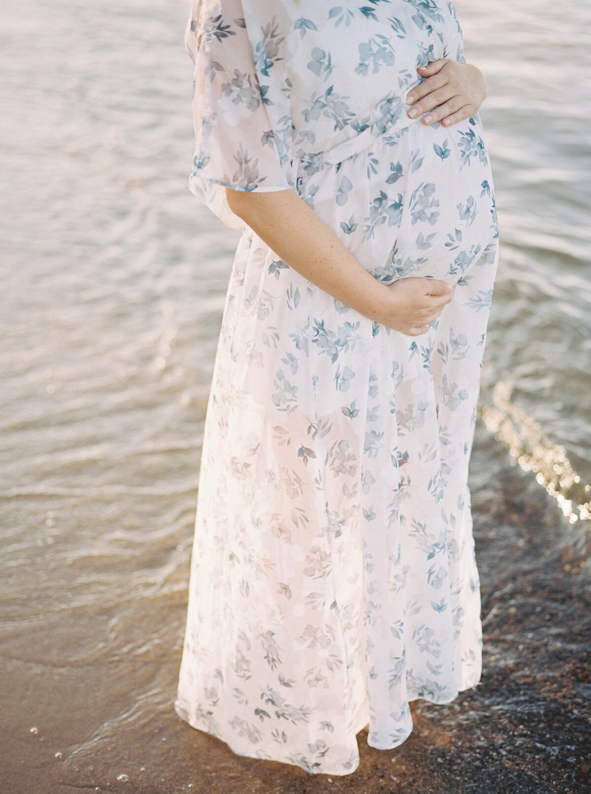 rochester maternity session at the lake