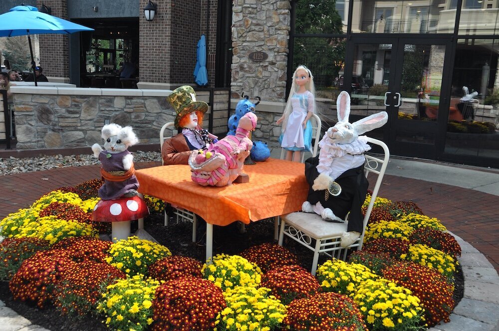 Commercial landscape company project in Kansas City: seasonal flowers showcase