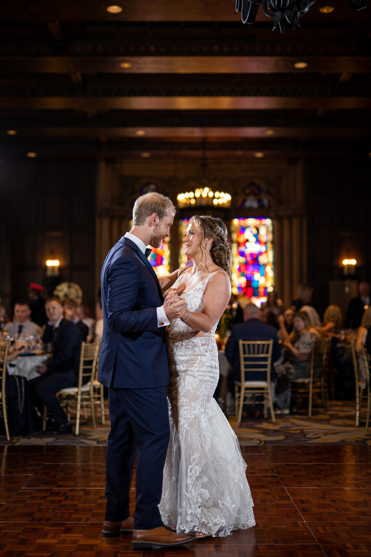 80Intercontinental-Chicago-Hotel-Wedding-Photos-Lauren-Ashlely-Studios