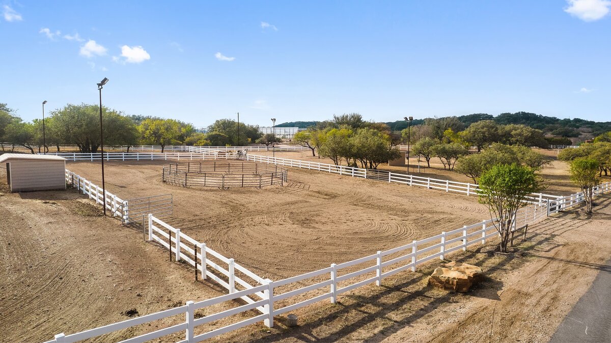ranch facilities at two streams one heart
