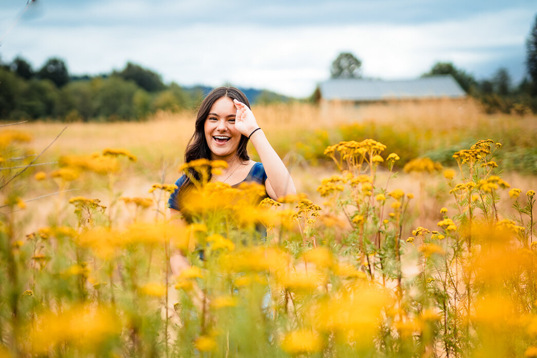 senior-girl-portrait-yellow-flowers