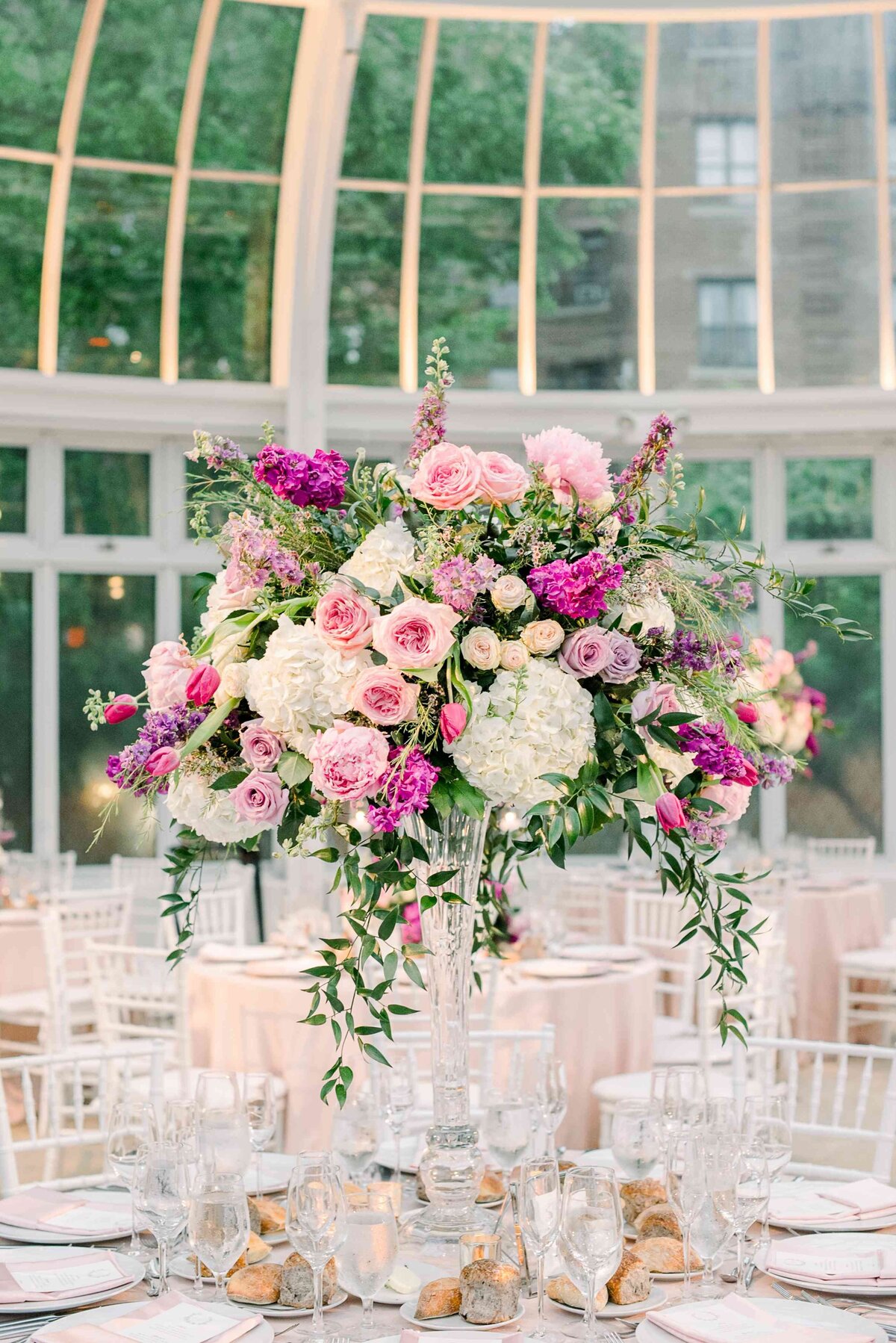 34 Tall Wedding Centerpieces to Make a Statement