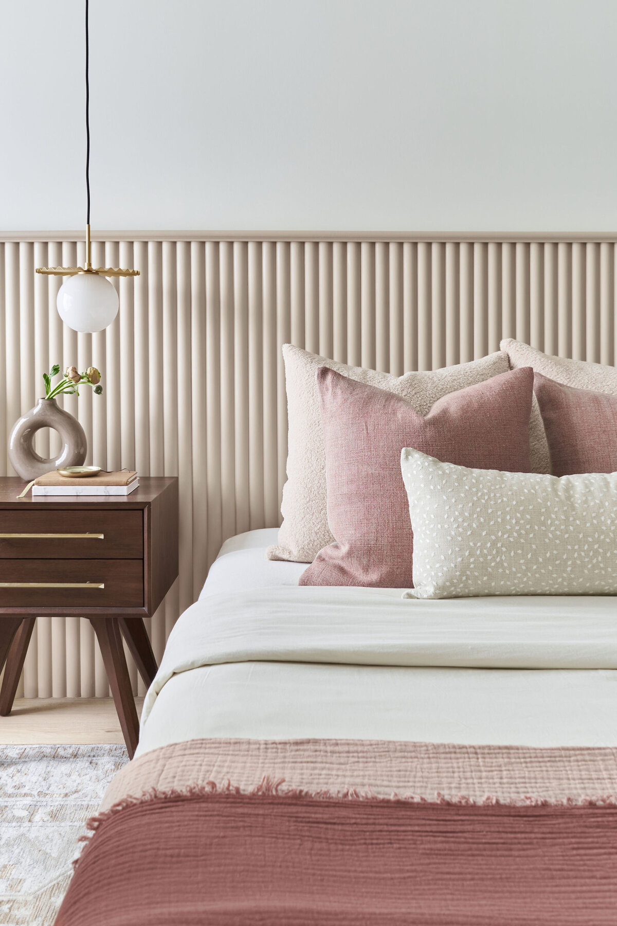 Neutral nude bedroom