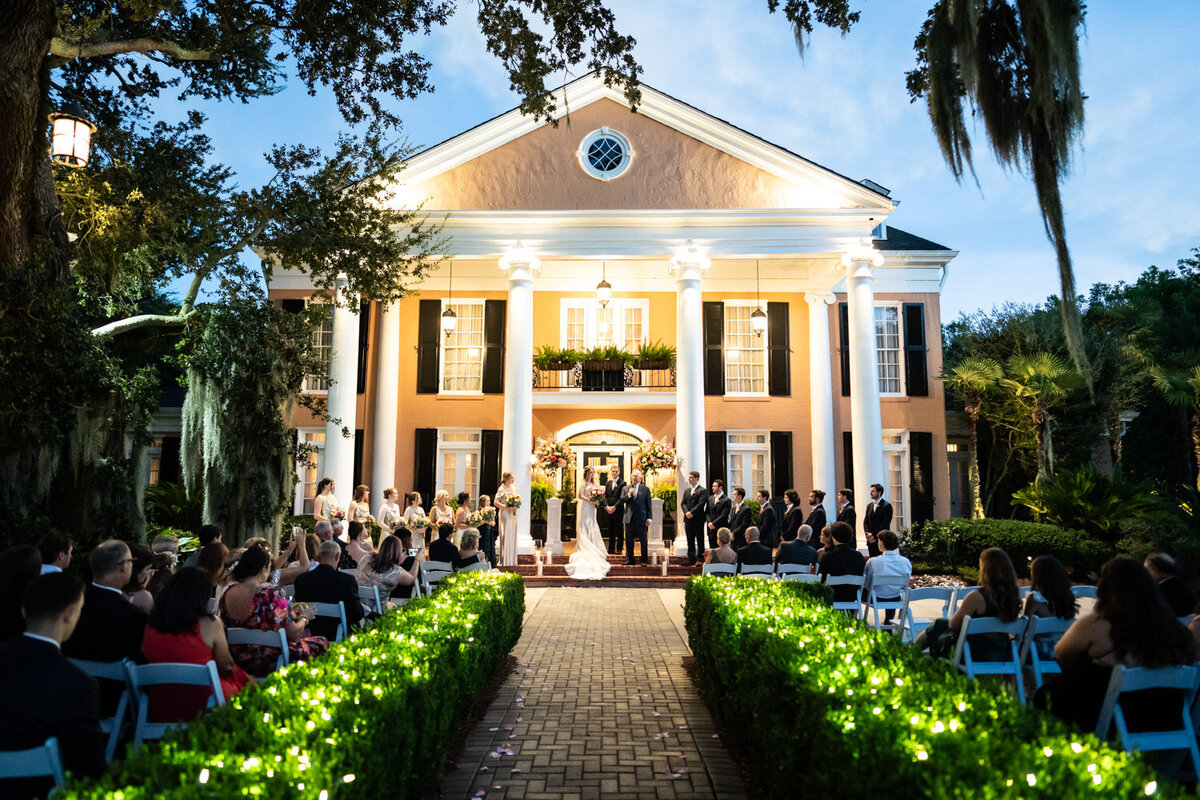 Evening wedding ceremony at Southern Oaks