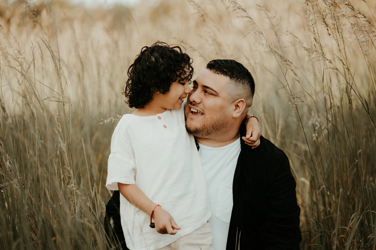 Family Session at Fort Stellicom Park in Tacoma Washington Tacoma Family Photographer2