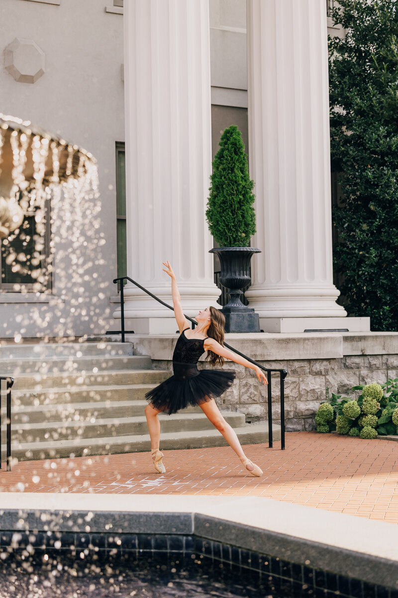 Belmont_University_Senior_Portrait_Session-13