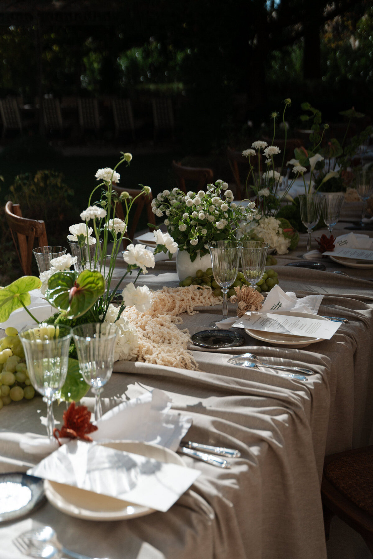 initmate-creative-wedding-mas-de-chabran-provence00065