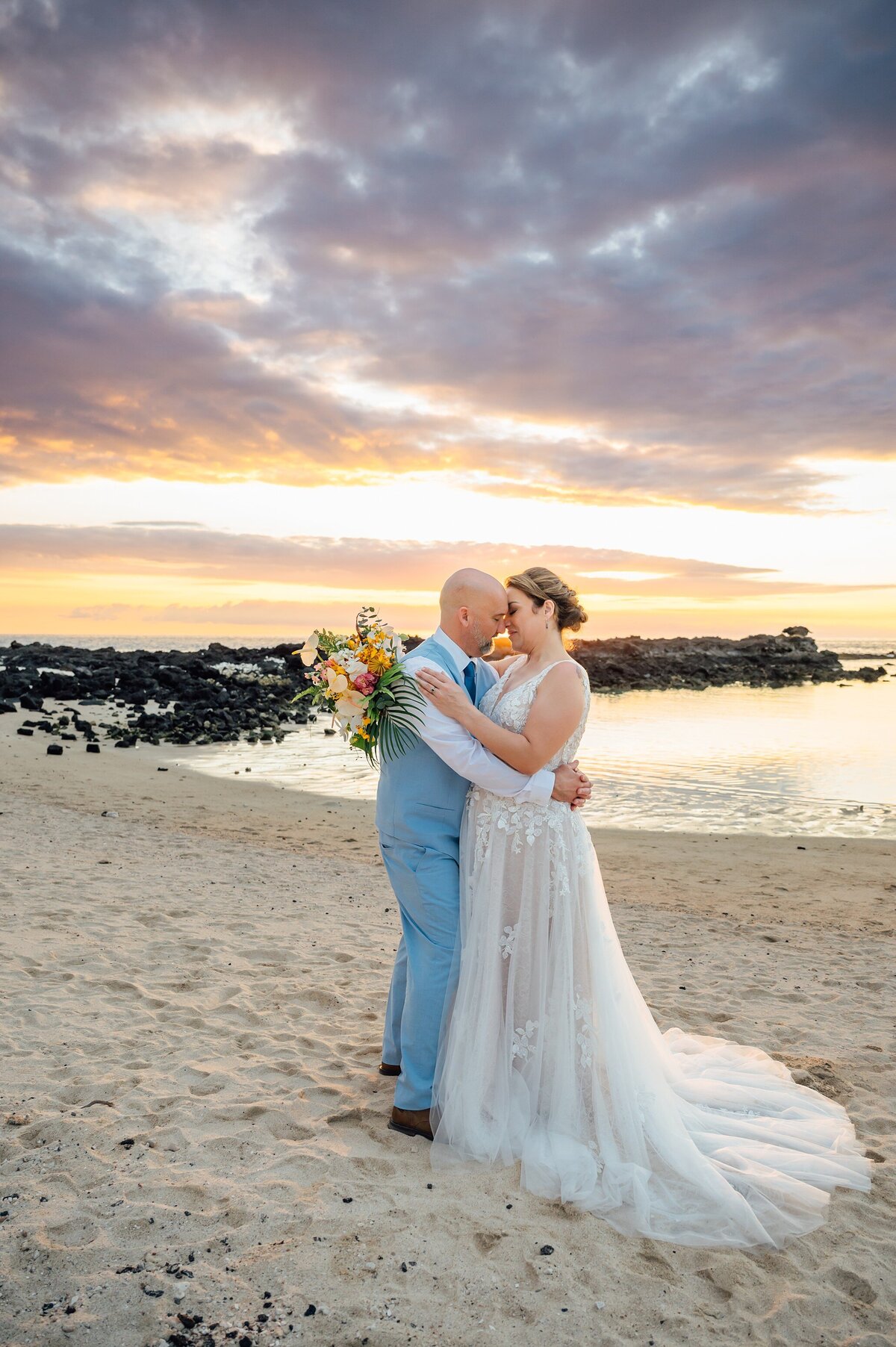 kikaua-point-beach-elopement_0127