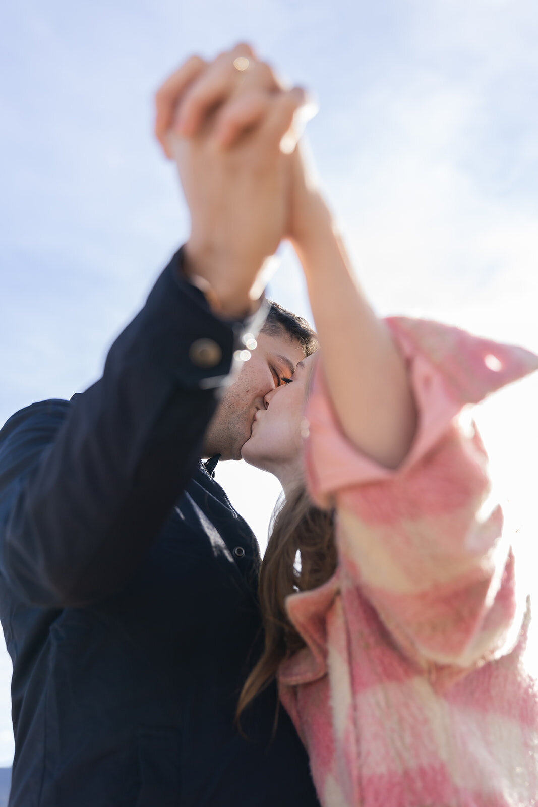engagement-unique-poses-boulder-colorado