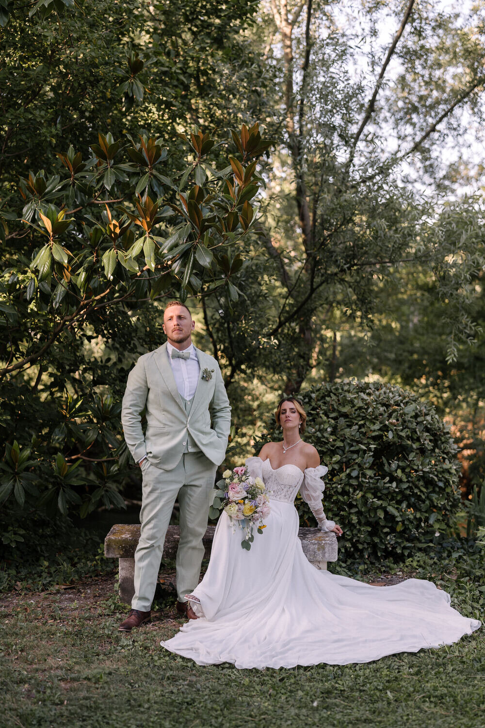 bride-and-groom-in-the-outdoor-garden1