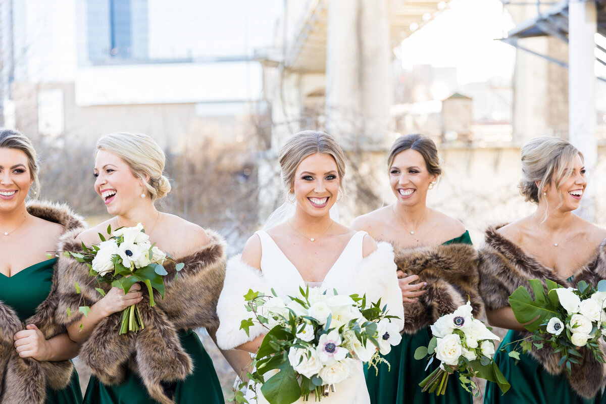 Bride with bridesmaids at Tennessee State Museum
