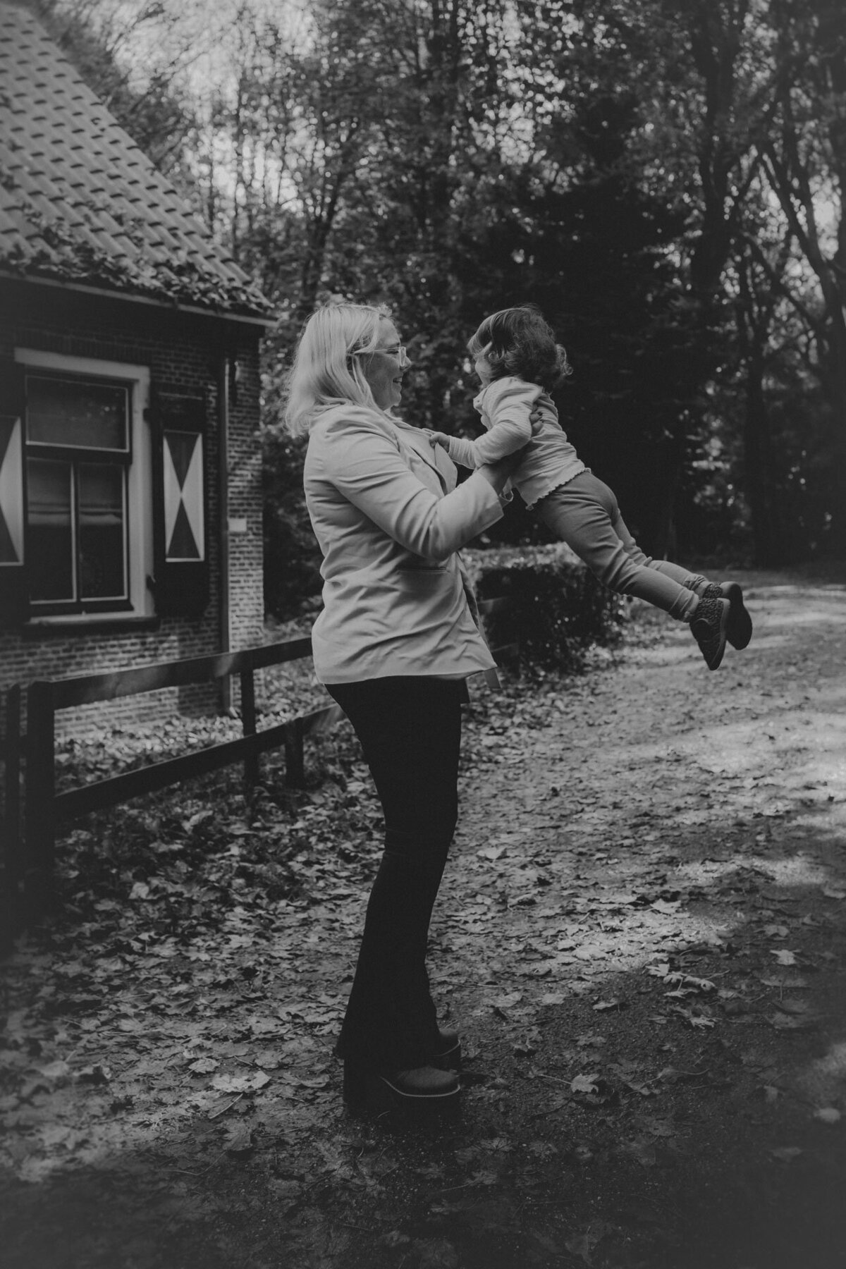 motherhoodshoot in leiden