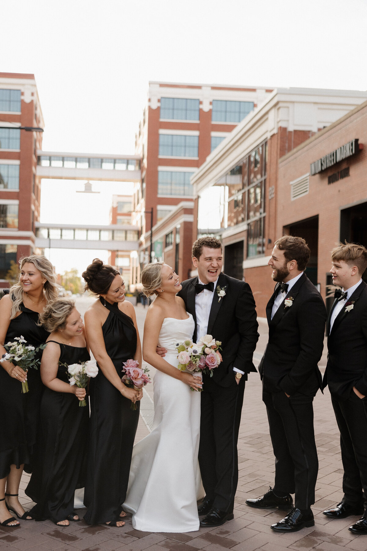 Indianapolis wedding photographer downtown bridal party photo