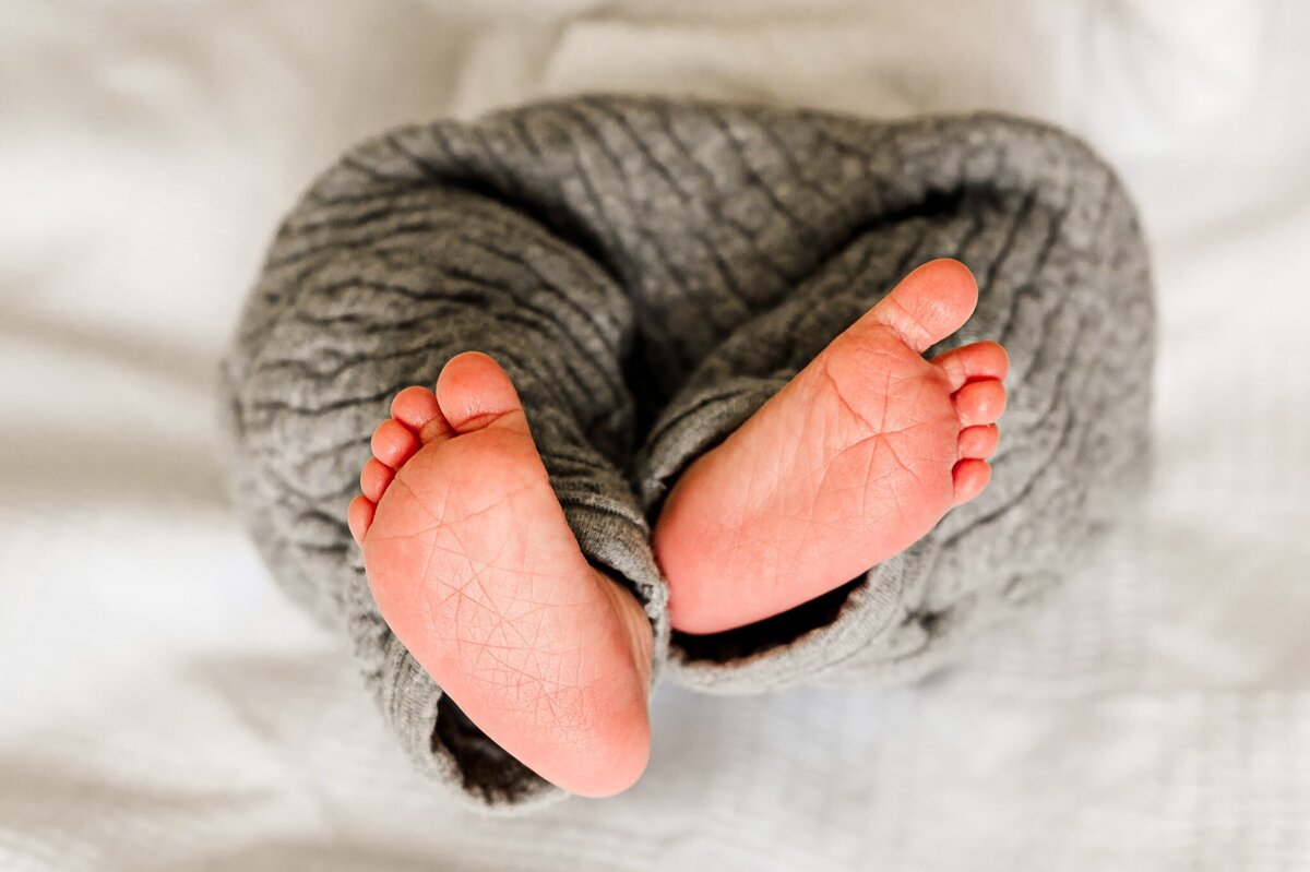 baby feet