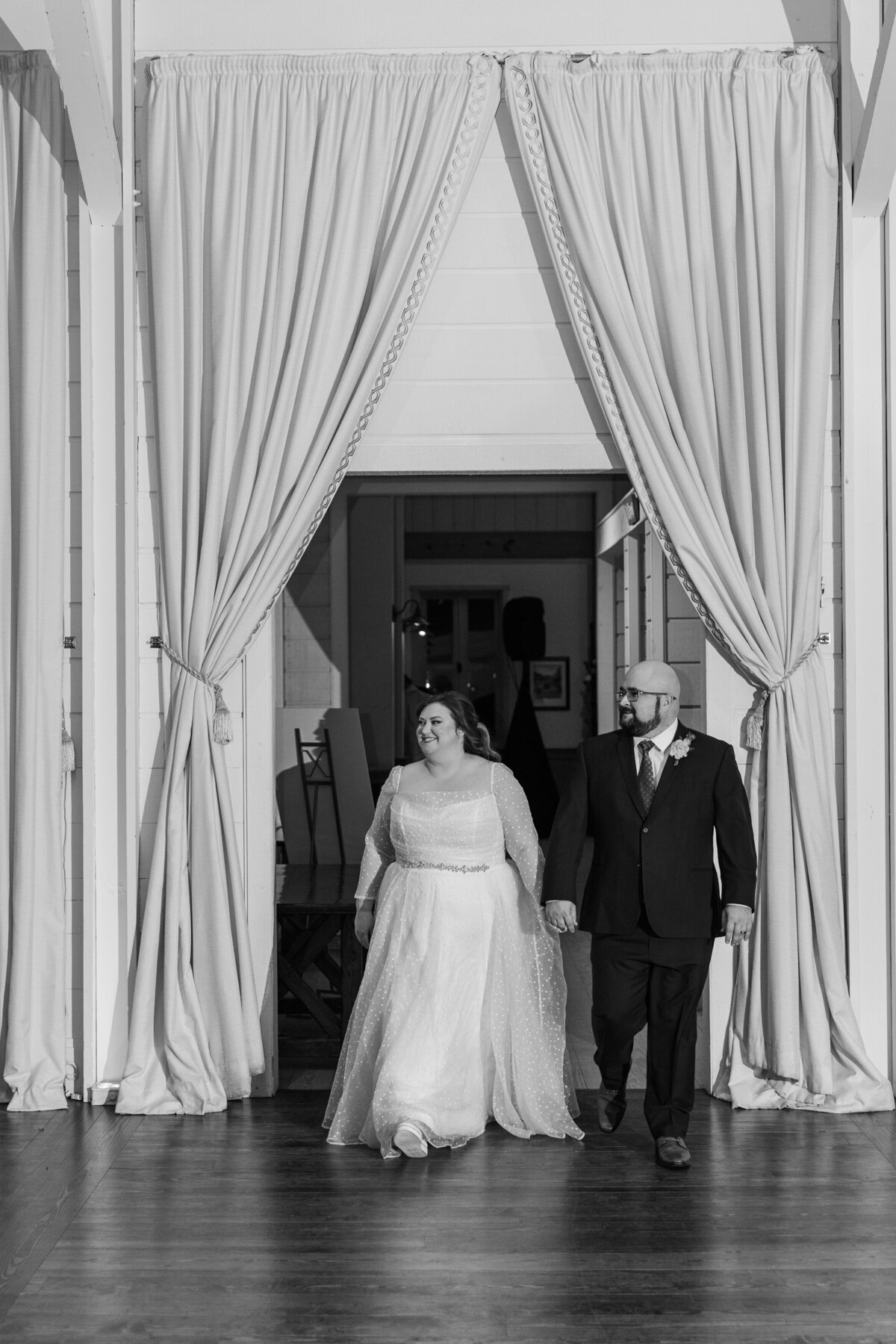 Bright-Florals-Pippin-Hill-Wedding-130
