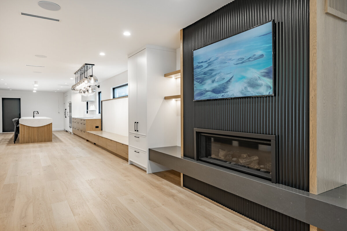 112 E 19th Ave-27