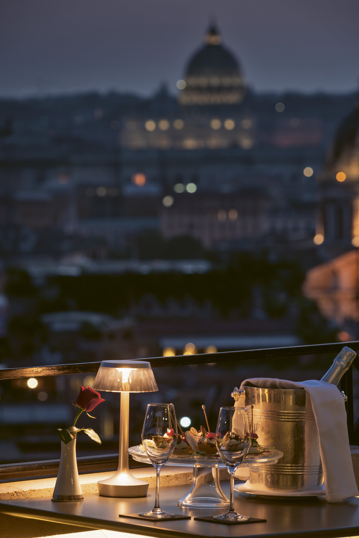 Waterstone - Hotel Hassler - Rome - Italy - Luxury Boutique Hotel - 7 floor Terrace (3) - Hassler Roma