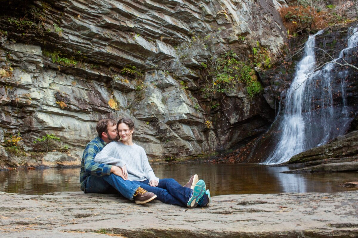 hanging-rock-engagement-nc