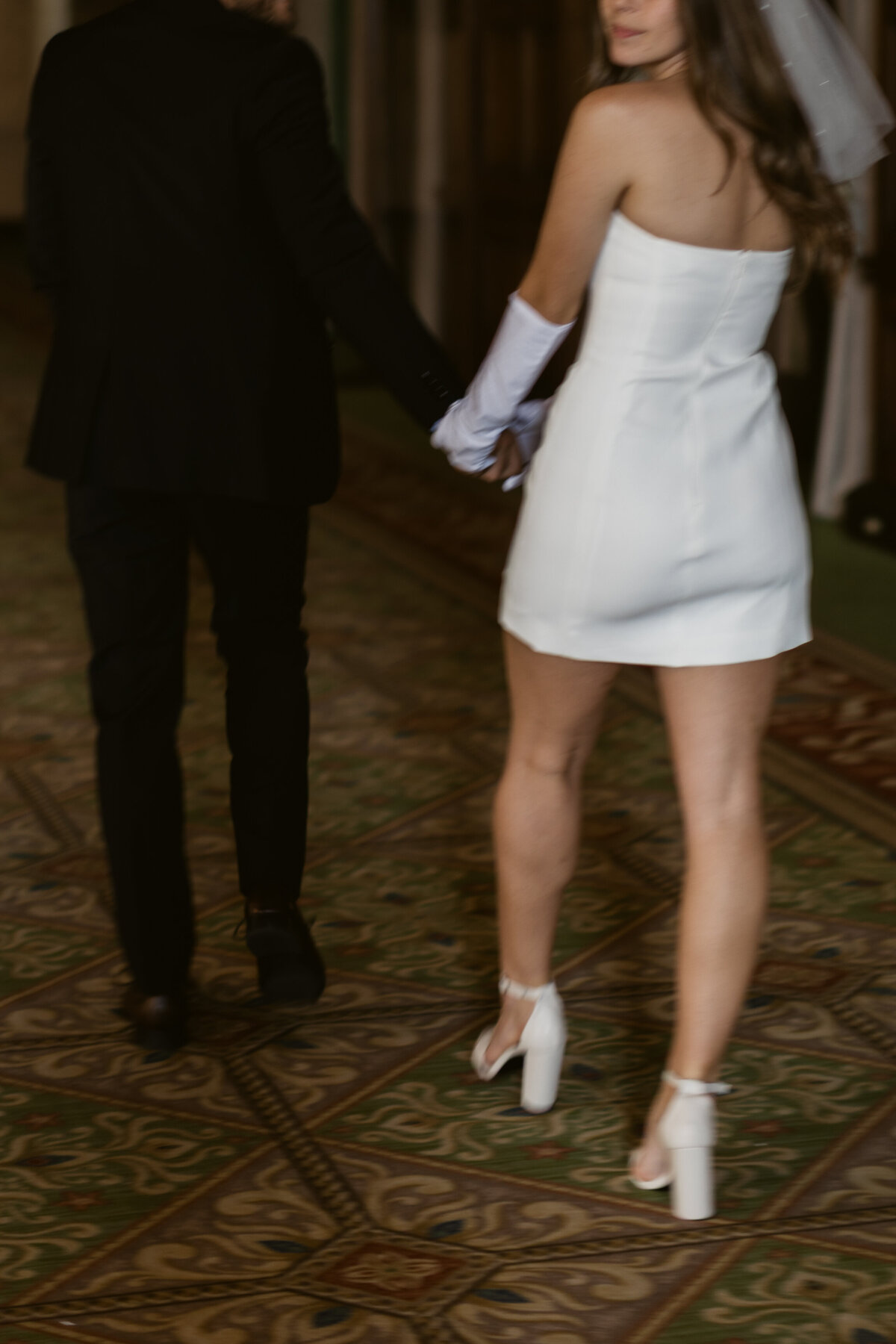 D76A7000