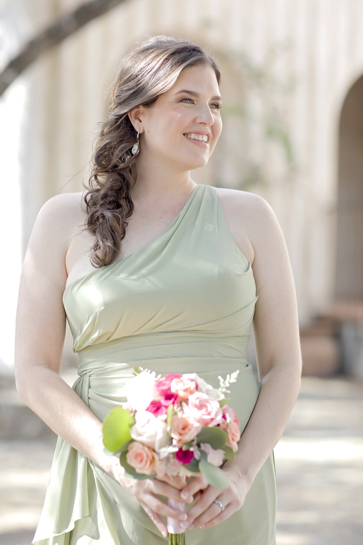 bridesmaid-sage wedding-texas wedding-bouquet-lost mission
