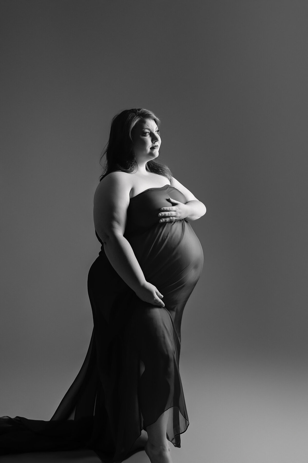 best maternity portrait studio NW Arkansas, best maternity photographer near me Cave Springs, Springdale AR maternity photography