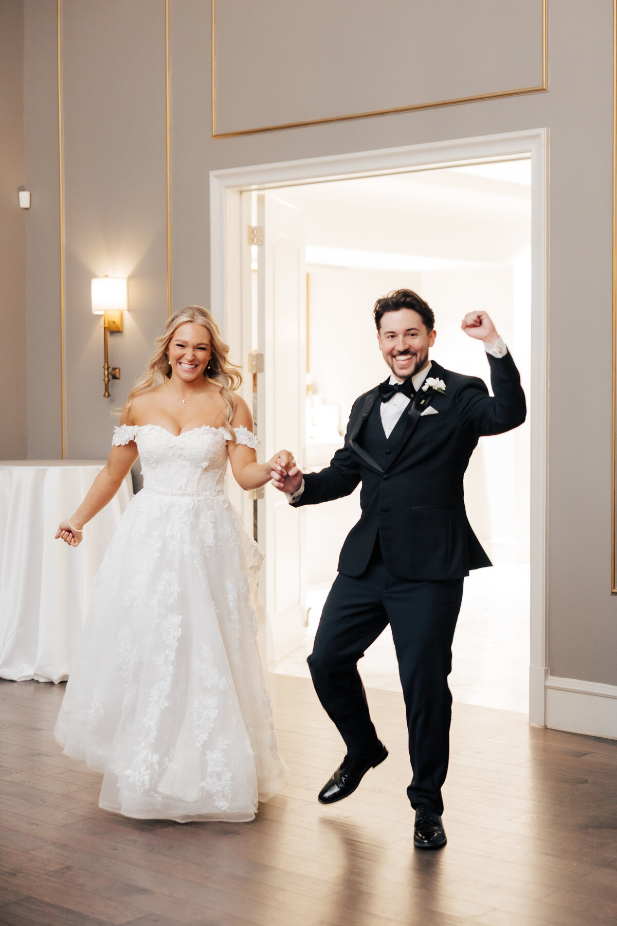 Brandi Allyse Dallas Wedding Photographer, Texas Wedding Photographer, Chicago Wedding photographer, California wedding photographer, New York wedding photographer, Fort Worth wedding photographer, Florida wedding photographer, Mexico wedding photographer