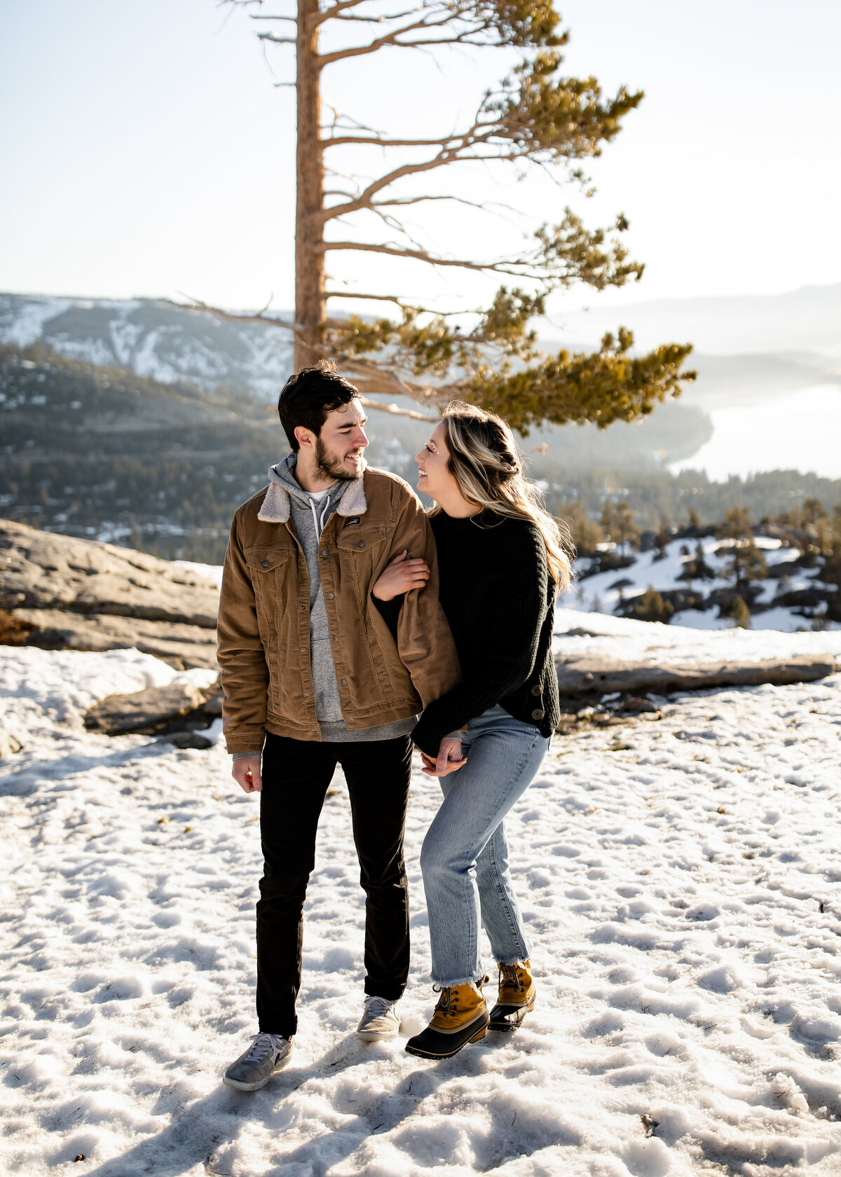 03122022_Kaci+Tyler_DonnerPassCA_AnjaJensenPhotography-96