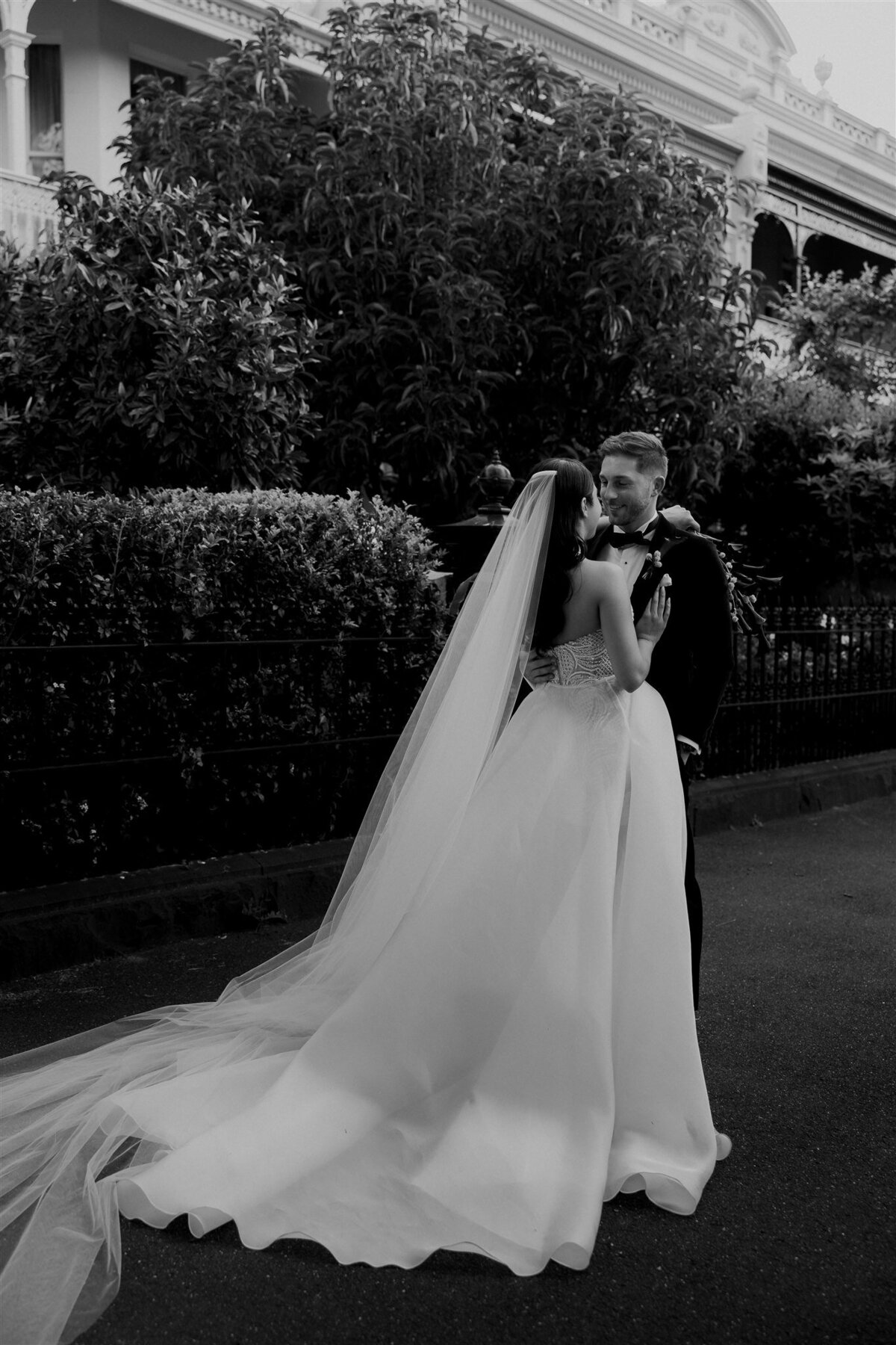 Maegan-Brown-Moments_231106_Wedding_Erina-Luke_George-Ballroom_Metropolis_3751